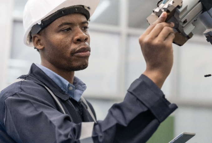 Faciliter les collaborations entre le Canada et l’Afrique ; Mettre à disposition une plateforme pour s’engager avec l’Afrique ; Utiliser le réseau de l’UM 6 P pour appuyer des partenariats stratégiques.